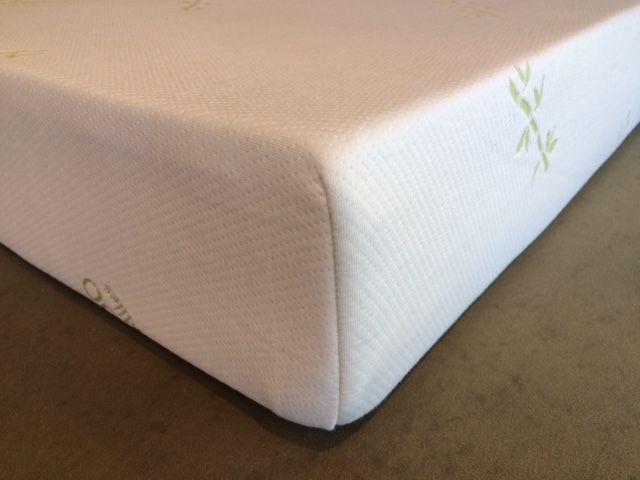 Latex Mattress - 6" w Tencel Cover 